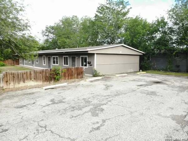 520 Altitude Dr, San Antonio, TX 78227