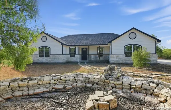 5769 Grand Lake Cir, Robstown, TX 78380