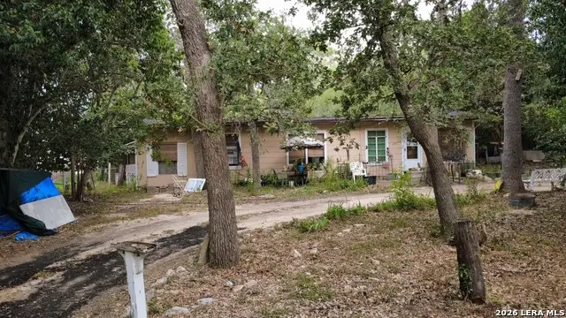 143 Roeder St, Boerne, TX 78006 - #1