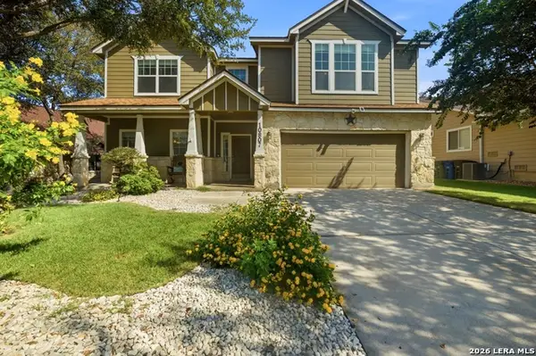 10807 Cactus Crossing Dr, San Antonio, TX 78245