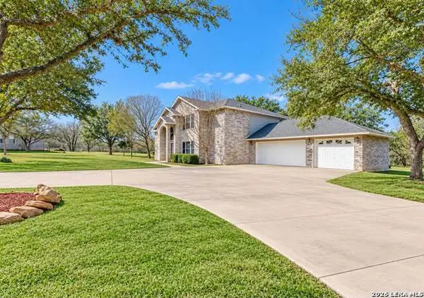 3303 Triple Mdws, San Antonio, TX 78263
