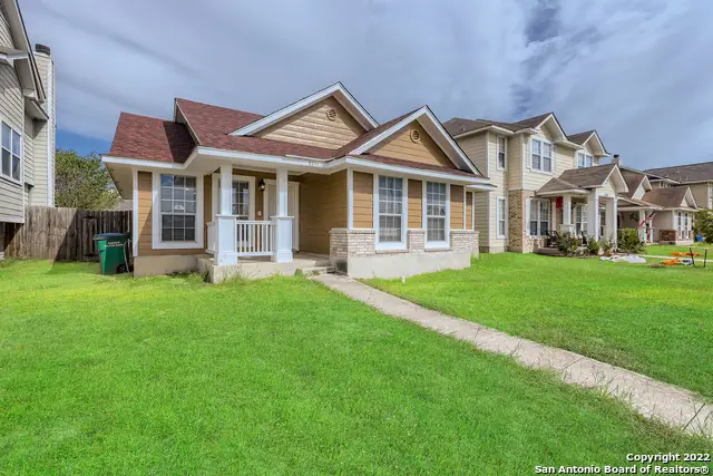 5835 Midcrown Dr, San Antonio, TX 78218 - #2