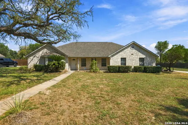 1630 Parkview, Pleasanton, TX 78064 - #2