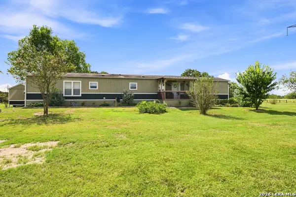 6901 Breezewood, Iola, TX 77861