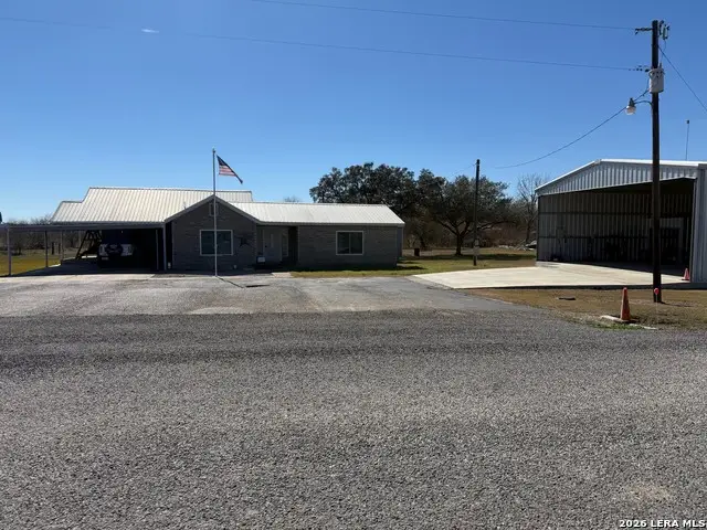 226 County Road 300, Karnes City, TX 78118 - #1