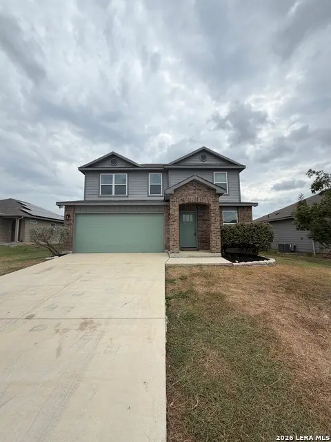 14422 Rockhouse Rd, Elmendorf, TX 78112