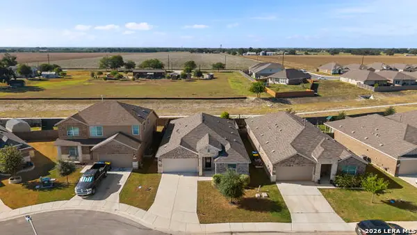 5943 Corsicana Cv, Seguin, TX 78155