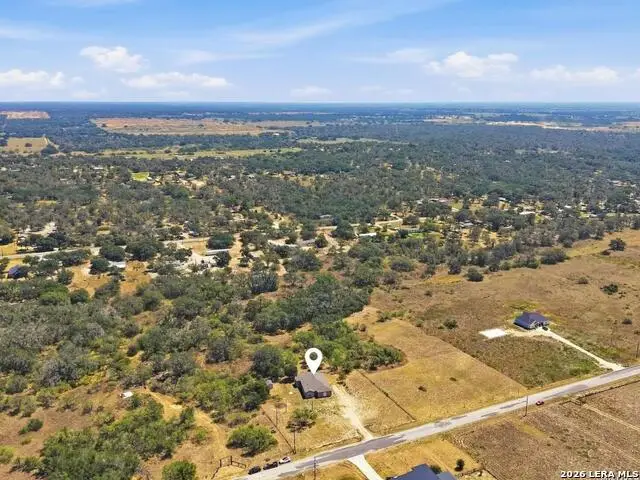 685 Clear Lake Loop, Poteet, TX 78065 - #1
