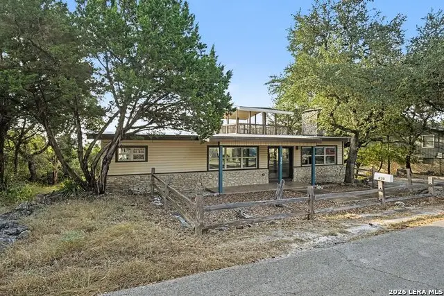 820 Hill Top Dr, Canyon Lake, TX 78133 - #2