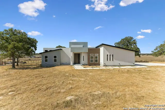 147 Las Palomas, La Vernia, TX 78121 - #2