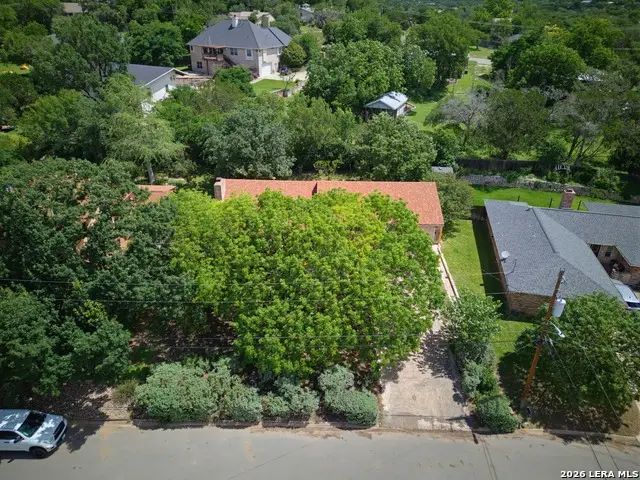 1702 Susan Dr, Kerrville, TX 78028 - #3