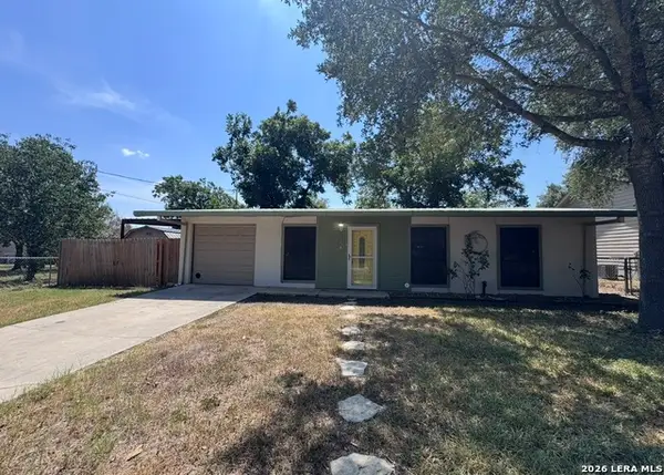 104 Boeck, La Vernia, TX 78121