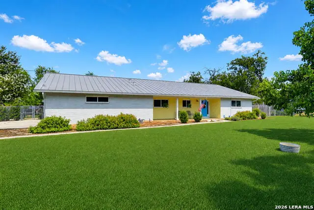 6811 Country View Ln, San Antonio, TX 78240 - #1
