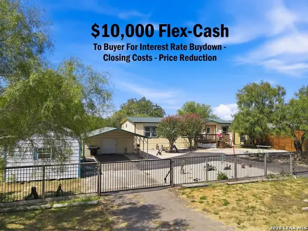 321 County Road 4614, Castroville, TX 78009