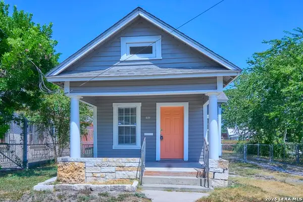 439 E Mitchell St, San Antonio, TX 78210