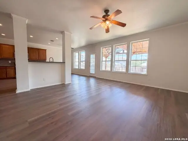 129 Carmel Dr, Cibolo, TX 78108 - #3