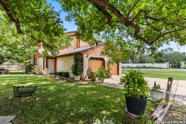 108 Leona St, Lockhart, TX 78644 - #3