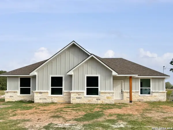 189 Campbell Dr, Canyon Lake, TX 78133