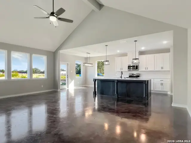 189 Campbell Dr, Canyon Lake, TX 78133 - #2
