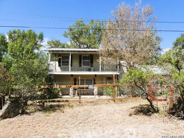 484 Avenue R, Lakehills, TX 78063 - #2