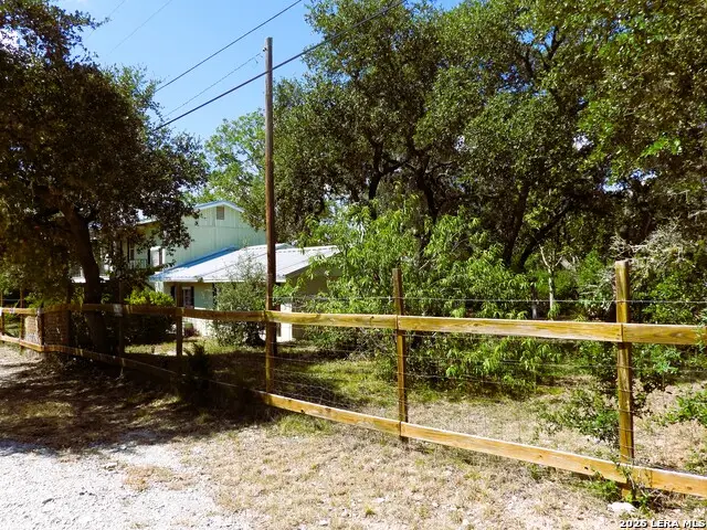 484 Avenue R, Lakehills, TX 78063 - #3