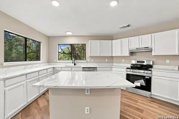 281 Samantha Dr, Schertz, TX 78154