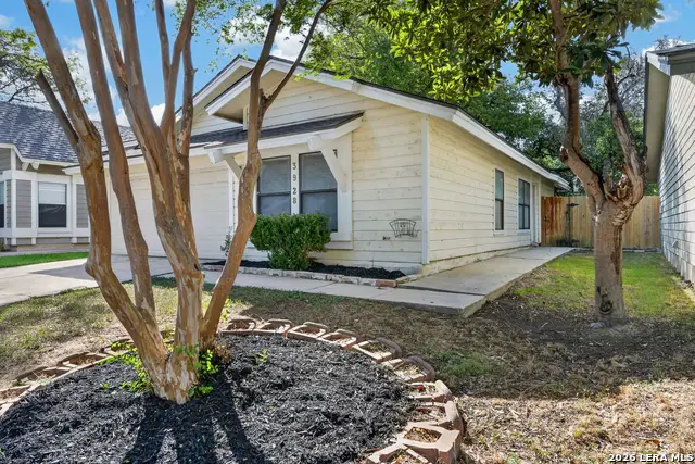3928 Chimney Springs Dr, San Antonio, TX 78247 - #3
