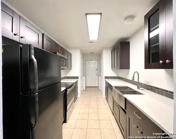 2863 Goldsmith St, San Antonio, TX 78203 - #3