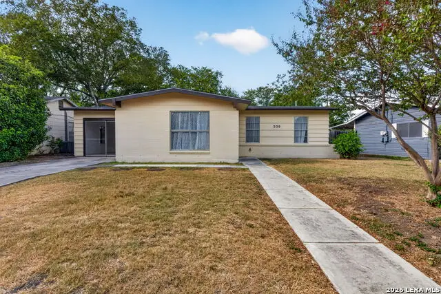 209 Park Ln, Universal City, TX 78148 - #1
