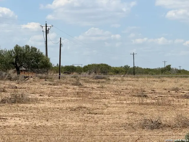000 Fm 472, Bigfoot, TX 78005 - #2