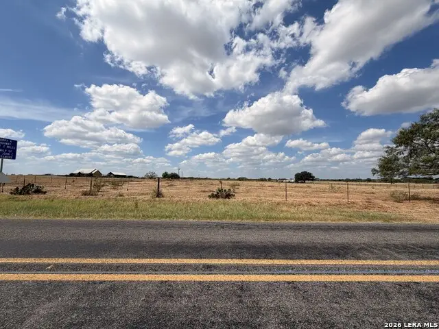 000 Fm 472, Bigfoot, TX 78005 - #3