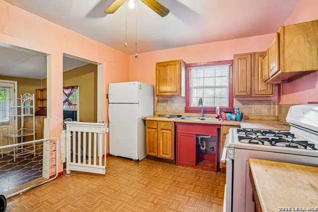 1402 Hermine, San Antonio, TX 78201 - #2