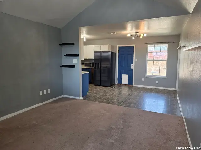 2907 S Rosary St, San Antonio, TX 78203 - #3