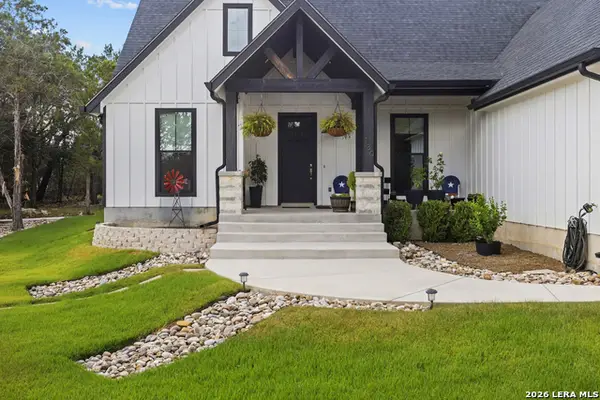 130 Mountain View Trl, Boerne, TX 78006