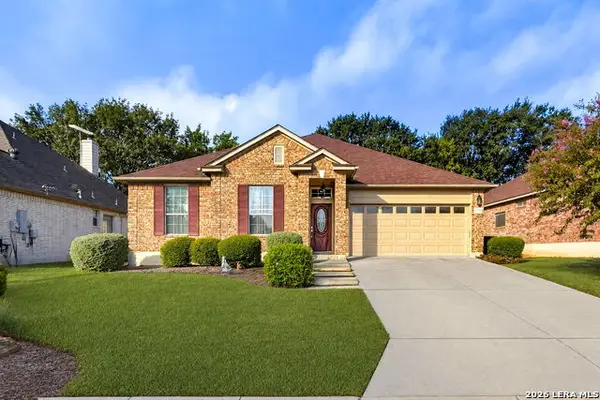 2042 Carlisle Castle Dr, New Braunfels, TX 78130