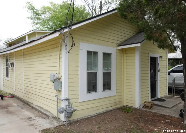 223 Bee St, San Antonio, TX 78208 - #2