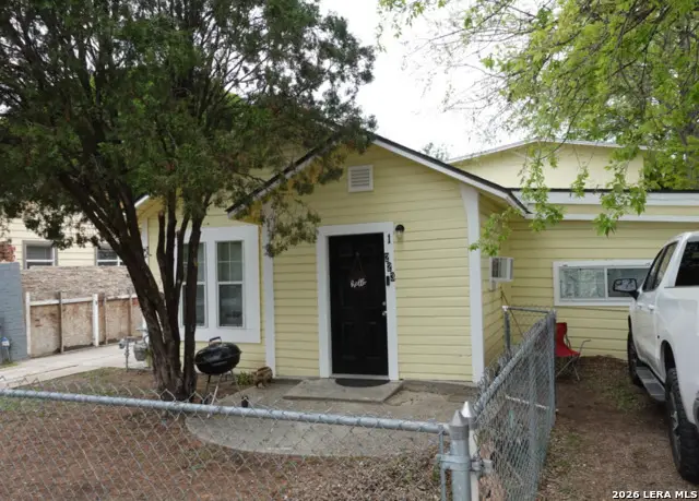 223 Bee St, San Antonio, TX 78208 - #3