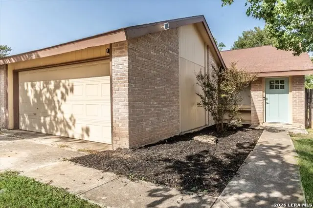 9706 Meadow Dr, Converse, TX 78109 - #2