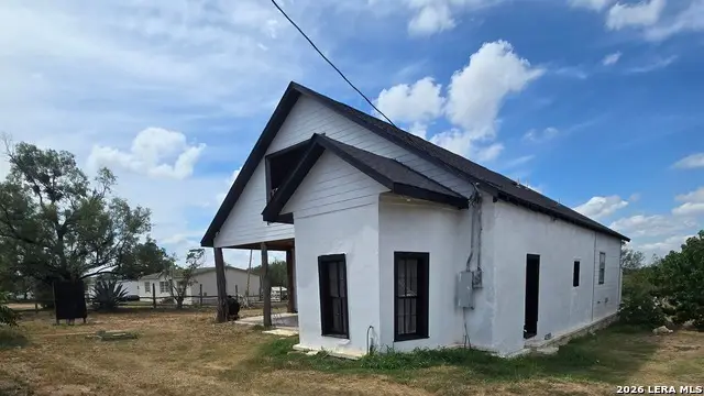 21805 Senior Rd, Von Ormy, TX 78073 - #1