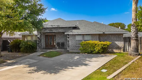 2085 Olmos Park Circle, Eagle Pass, TX 78852