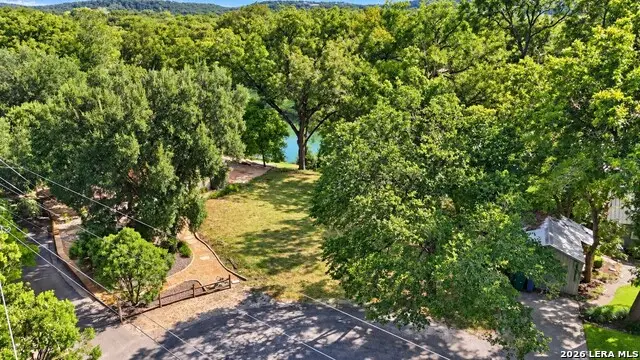 2152 Valley Dr, Canyon Lake, TX 78133 - #1