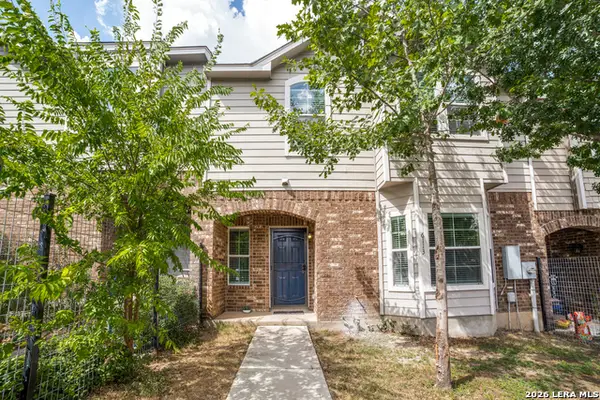 6113 Farragut Dr, San Antonio, TX 78238