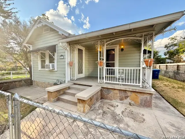 511 Torreon, San Antonio, TX 78207 - #3