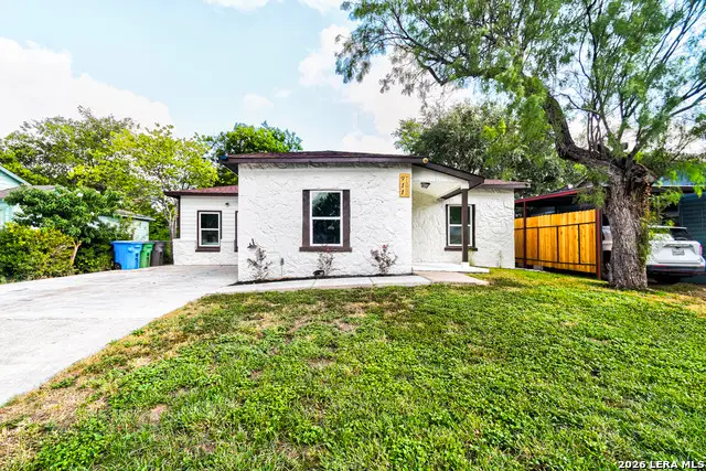 911 W Wildwood Dr, San Antonio, TX 78201 - #1