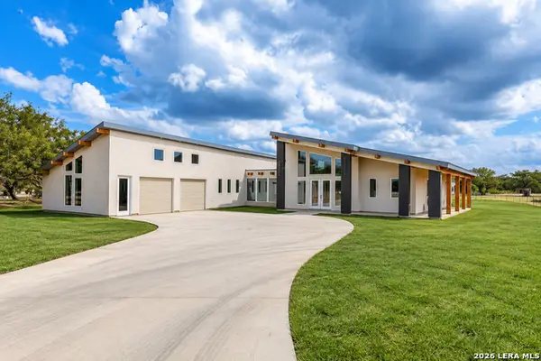 21660 Senior Rd #2, Von Ormy, TX 78073