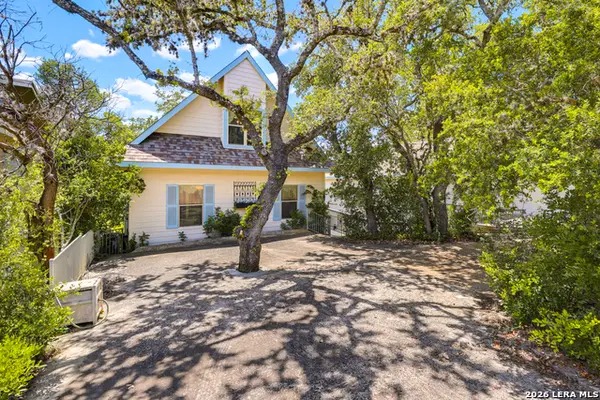 928 AND 932 Pebble Beach Rd, Lakehills, TX 78063
