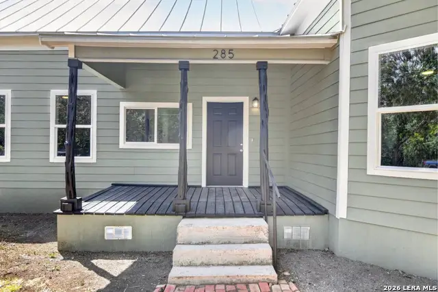 285 Avenue I, Knippa, TX 78870 - #3