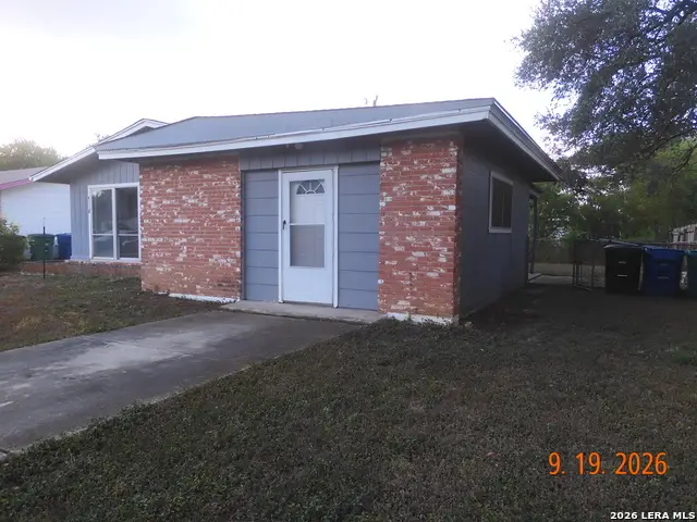 4118 Scarletoak Dr., San Antonio, TX 78220 - #3
