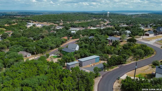 569 Ledgeview Dr, Canyon Lake, TX 78133 - #1