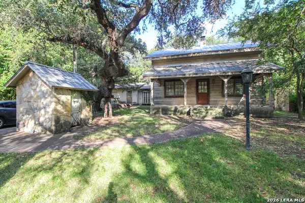 19706 Scenic Loop Rd, Helotes, TX 78023